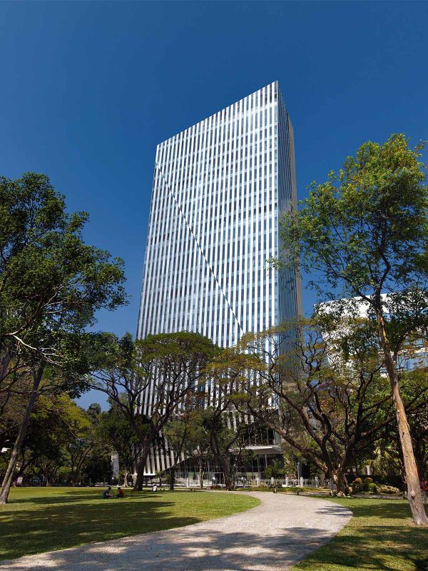 MMoser-confidential-client-Cebu-exterior-building-park-view